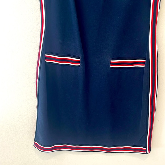 Original Tommy Hilfiger in Navy Blue and Appliques Red and White Size 6. - Picture 4 of 4
